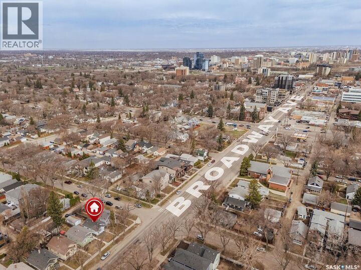 Property Photo: 1304 Broadway Avenue SK S7H 2A6