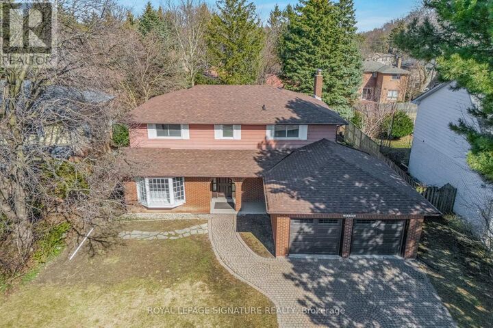 Property Photo: 3161 Bayview Avenue ON M2K 1G2