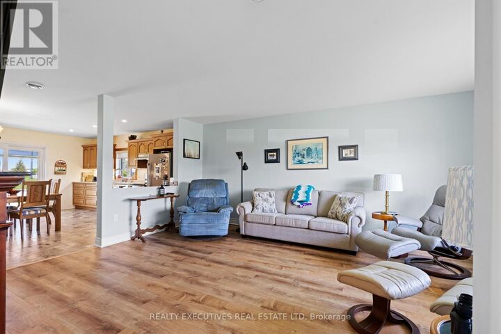 Property Photo:  10727 West End Terrace  ON K0E 1K0 