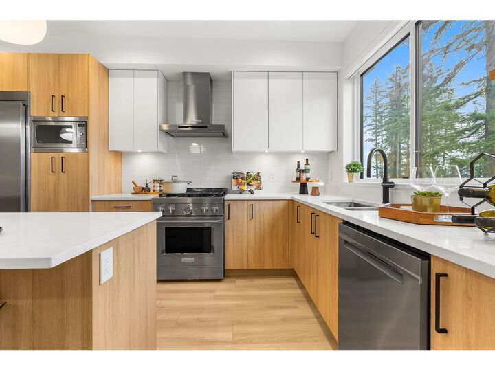 Property Photo:  17538 100 Avenue 10  BC V4N 6X3 