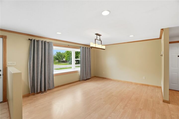 Property Photo:  3711 Shakertown Road  OH 45430 