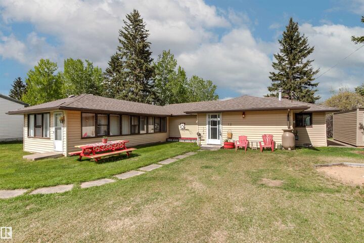 Property Photo: 53004 Rge Road 54 A 12 AB T0E 2B0
