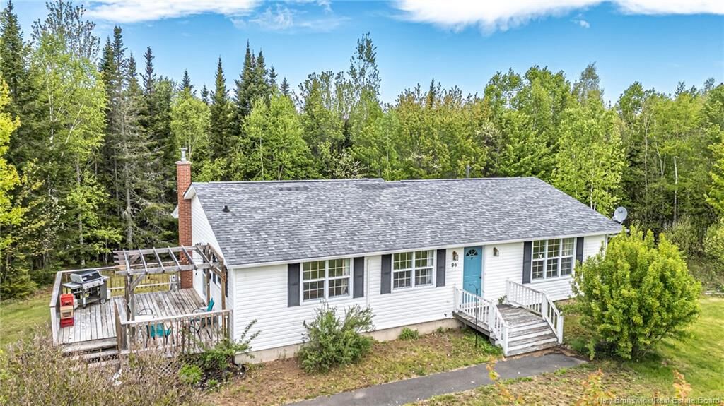Property Photo:  96 Lakeview Avenue  NB E3C 1W8 