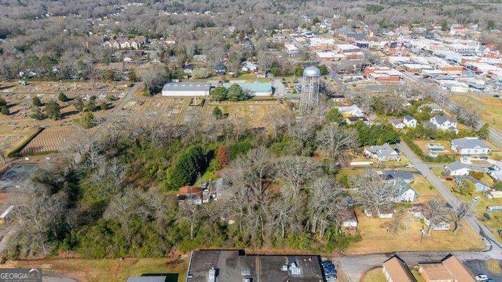 Property Photo:  101 E Chambers Street  GA 31029 