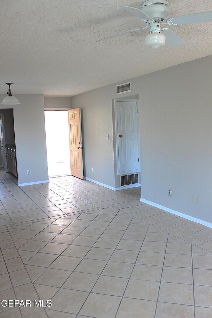 Property Photo: