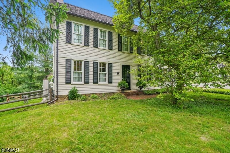 Property Photo: 32 Potterstown Rd NJ 08833