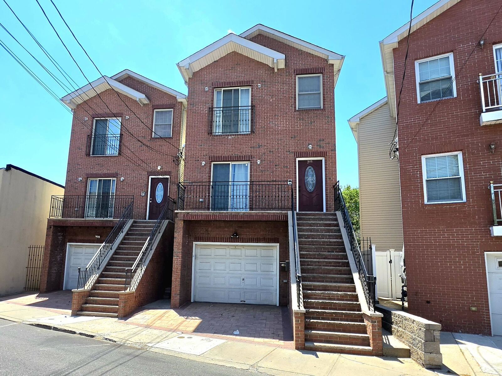 Property Photo:  249 Winfield Ave 1  NJ 07305 