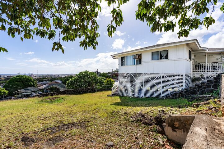 Property Photo:  743-C N Judd Street  HI 96817 