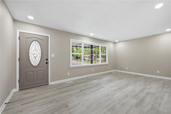 Property Photo:  6725 Montana Court  KS 66111 