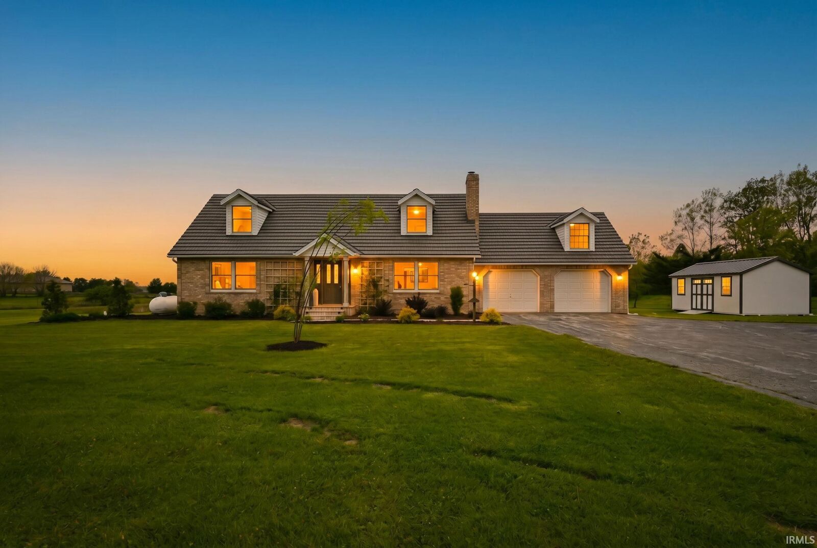 Property Photo: 7228 N Meridian Road IN 46791-9767