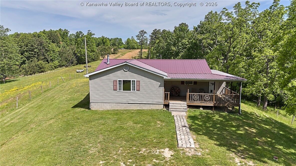 Property Photo: 498 Little Queen Road WV 25045