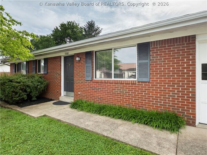 Property Photo:  1066 Riverdale Estates  WV 25213 