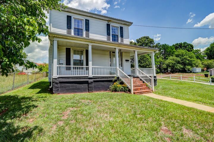 Property Photo:  2354 Garfield Avenue  VA 24501 
