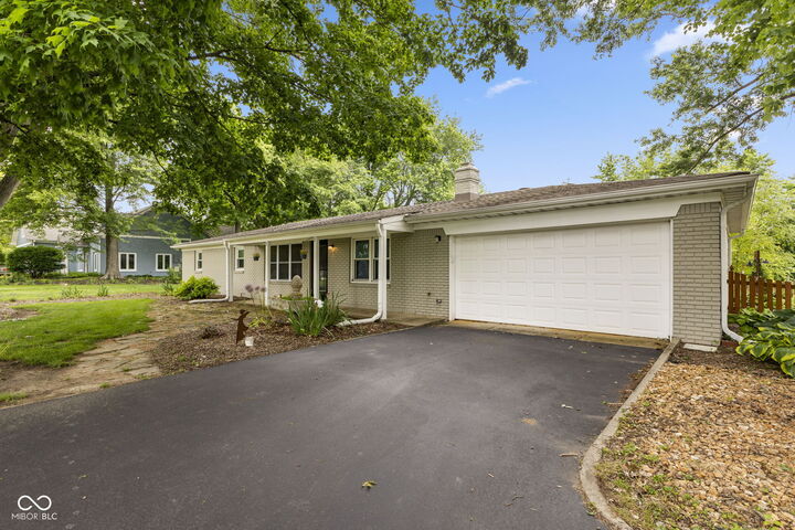 Property Photo:  12602 Markay Drive  IN 46038 