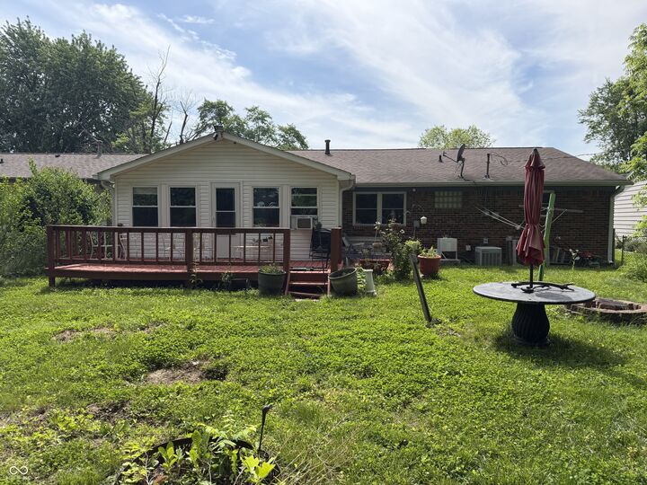 Property Photo: 504 Magnolia Drive IN 46168