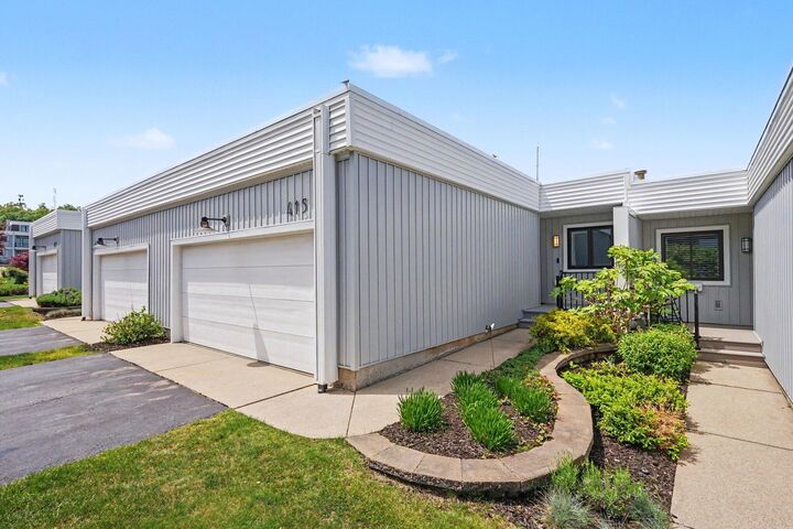 Property Photo:  415 Sandpiper Drive  MI 49417 