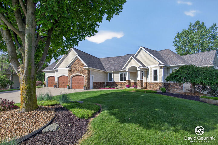 Property Photo: 3567 Elk Court MI 49464