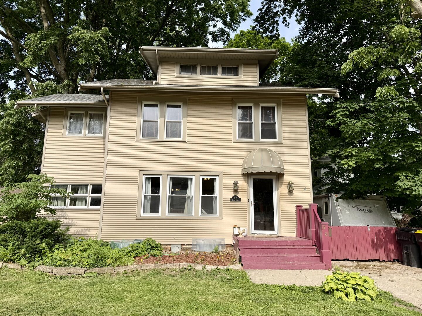 Property Photo:  22 Payne Place  IL 61761 
