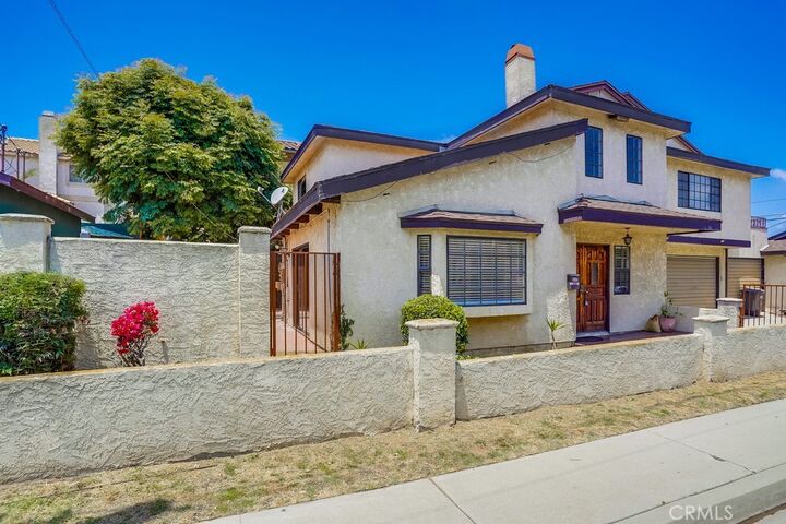 Property Photo:  1307 Mackay Lane  CA 90278 