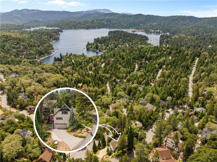 Property Photo: 943 Nadelhorn CA 92352