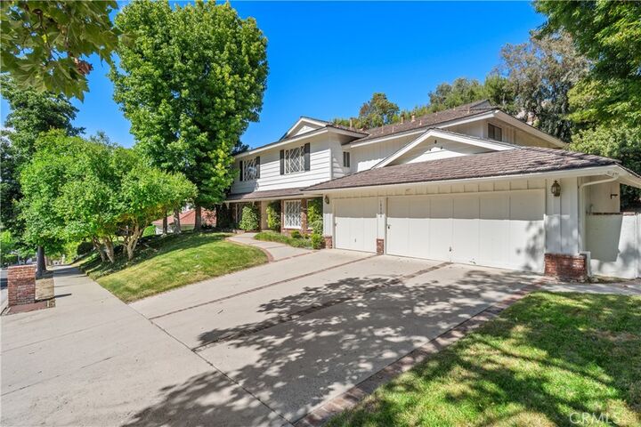 Property Photo:  18268 Lake Encino Drive  CA 91316 