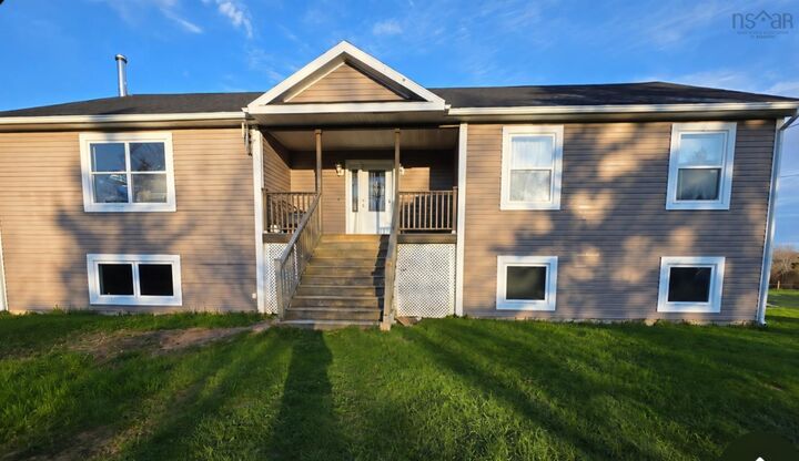 1069 Ohio East Road — photo 1