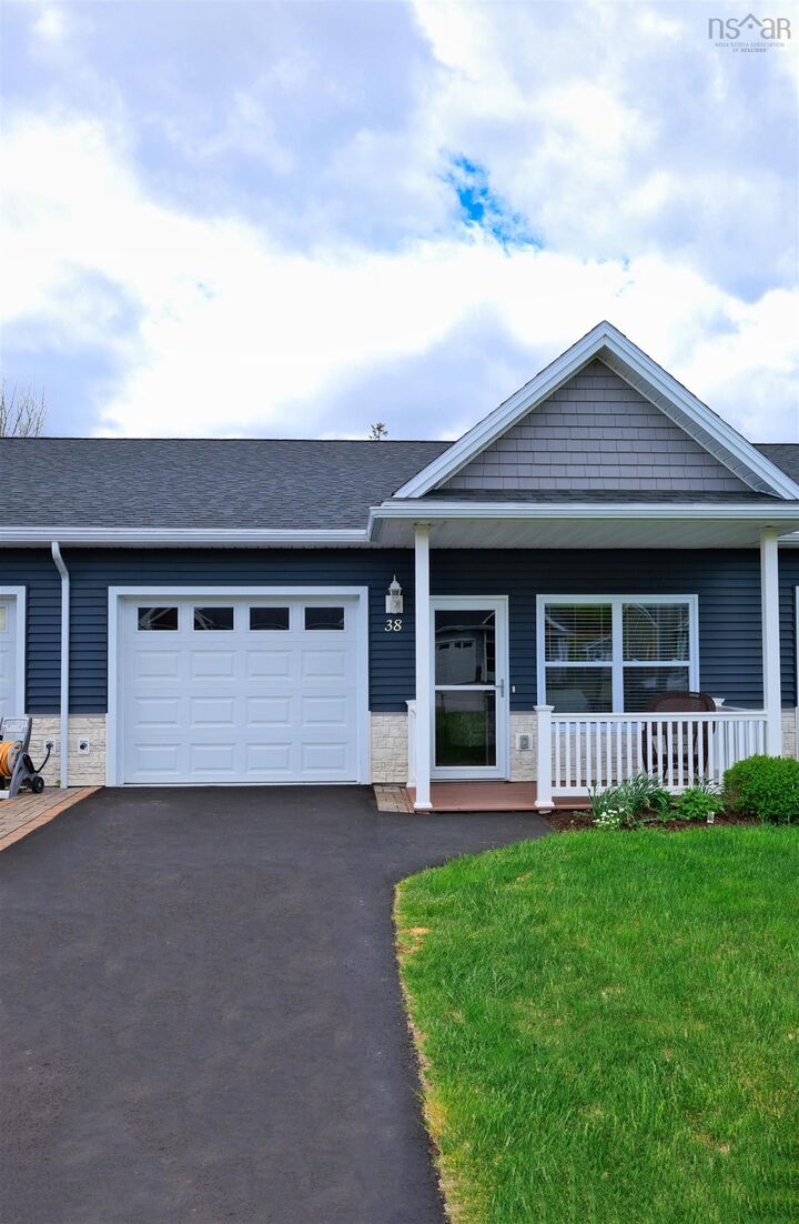 Property Photo: 38 Covington Place NS B2N 0J8