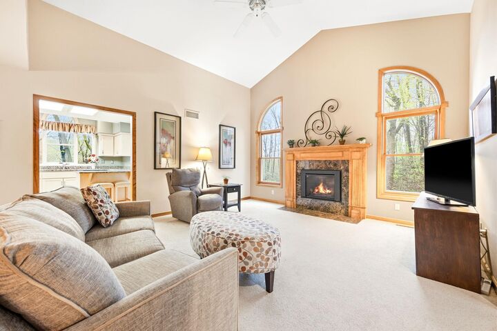 Property Photo: 1360 Parkview Drive MN 55318