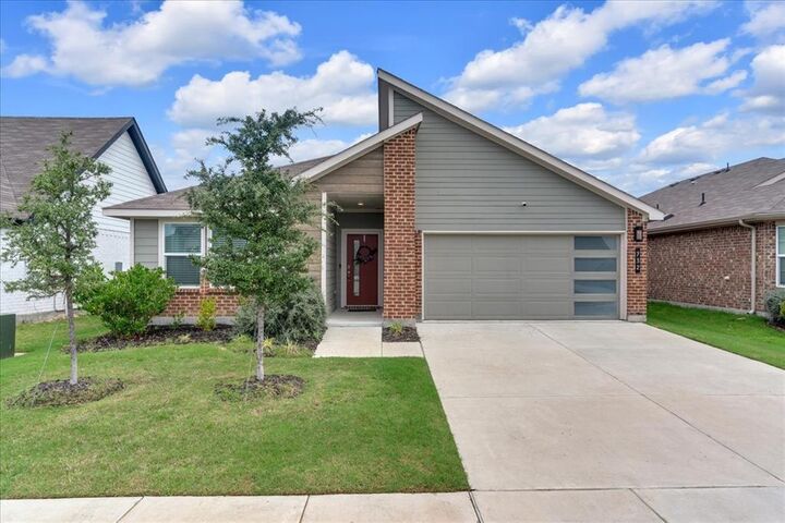 Property Photo:  732 Trinity Park Trail  TX 76009 