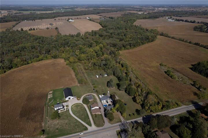 Property Photo:  206 King Street  ON N0E 1A0 