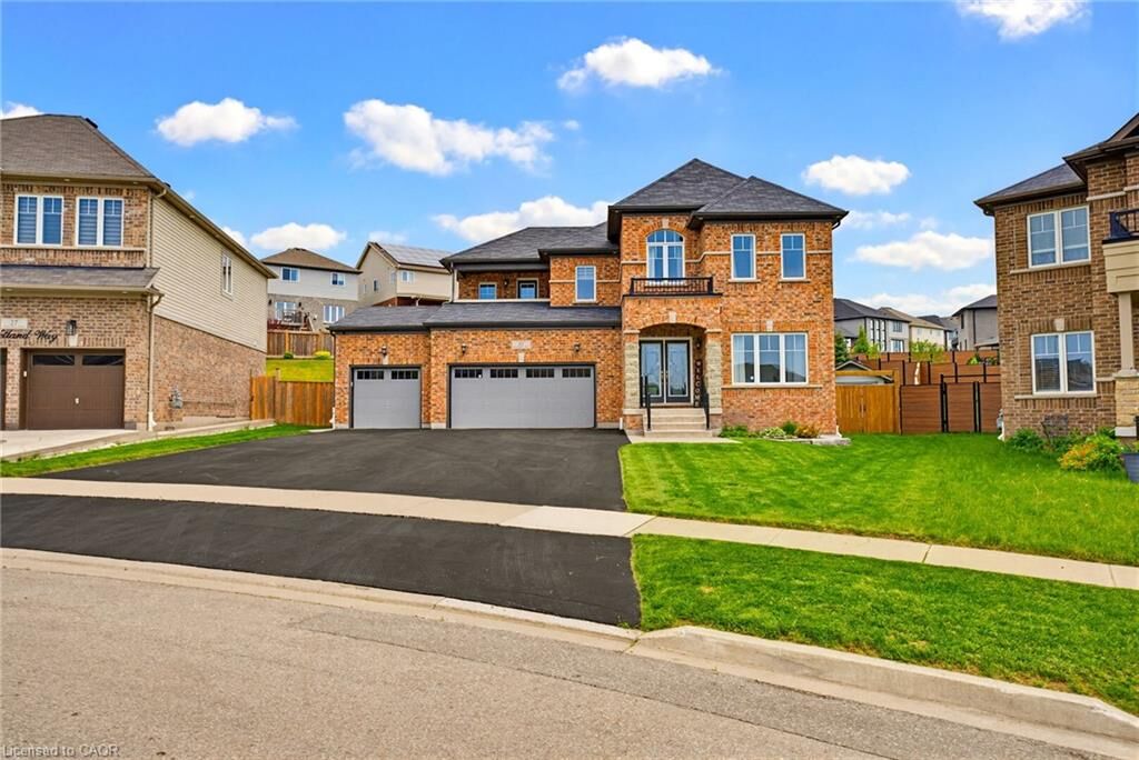 Property Photo: 31 Wetland Way ON N2P 0C2