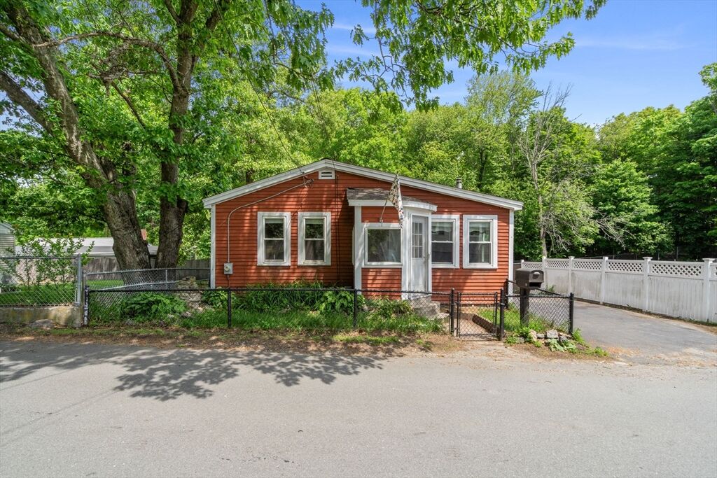 Property Photo:  23 Friendship Street  MA 01821 