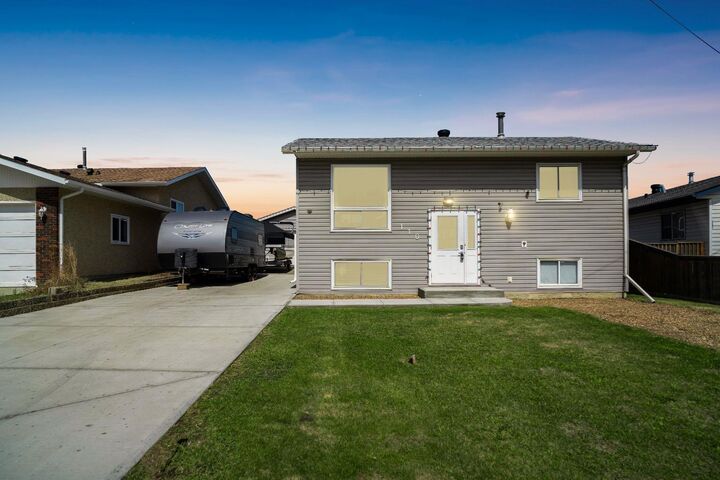 110 Parmenter Crescent — photo 1