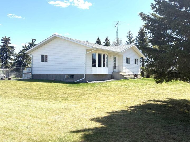 Property Photo: 42567 Highway 856 AB T0B 1N0