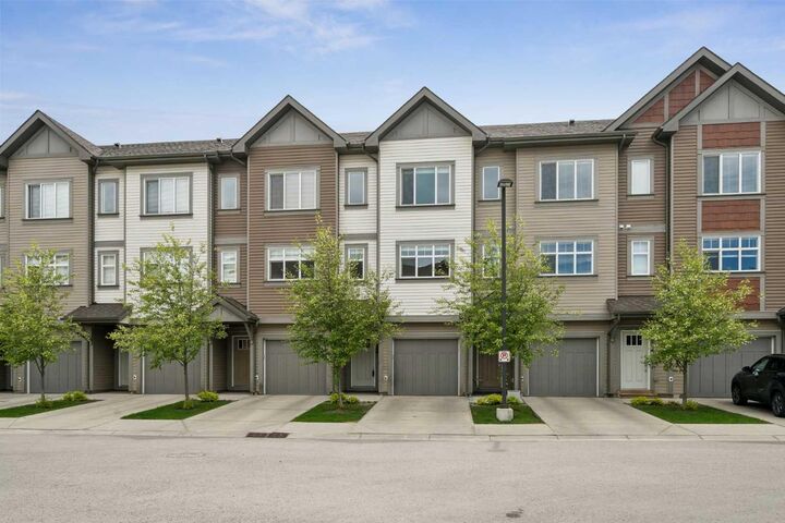 Property Photo:  120 Copperstone Villas SE  AB T2X 5A8 