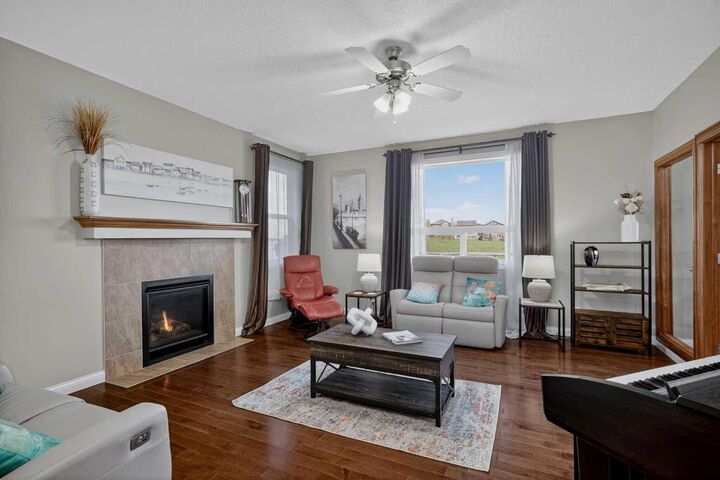Property Photo:  90 Sage Hill Way NW  AB T3R 0H3 
