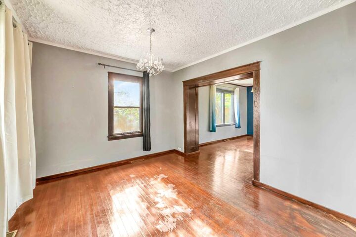Property Photo:  5207 48 Street  AB T9V 0J2 