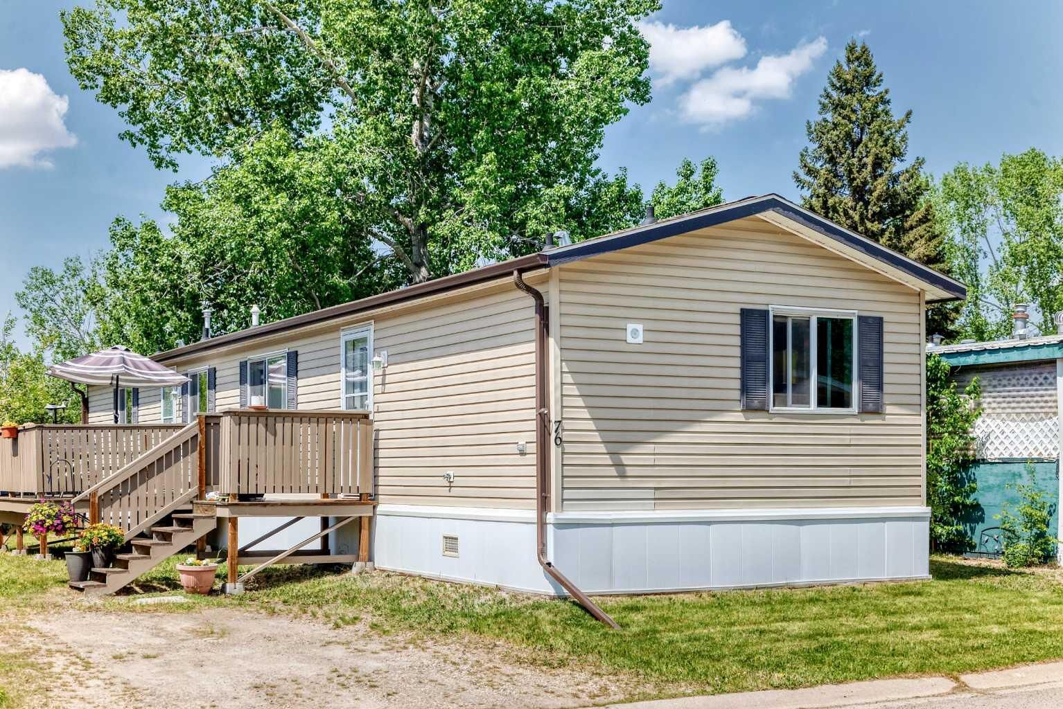 Property Photo: 76 Westwood Court AB T4G 1S2