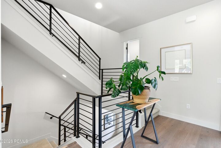 Property Photo:  519 Ascent Drive  UT 84036 