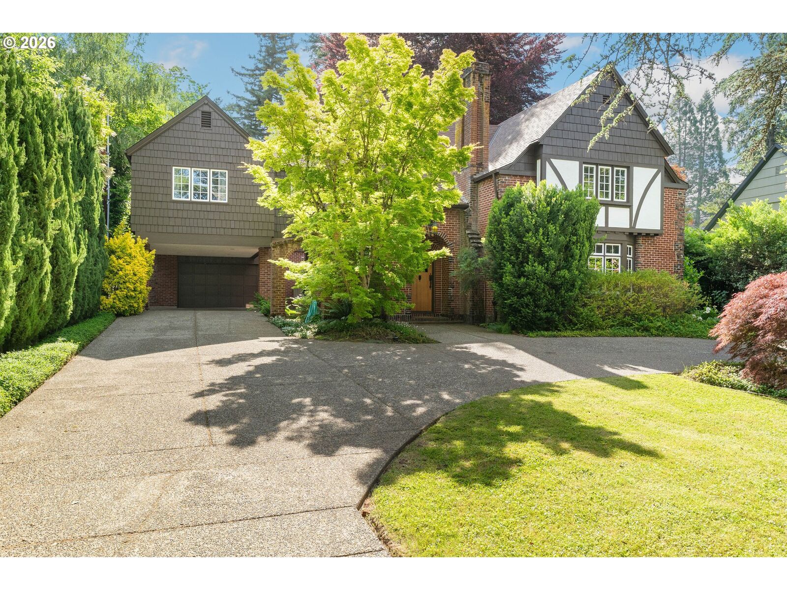 Property Photo:  4500 SW Laurelwood Ave  OR 97225 