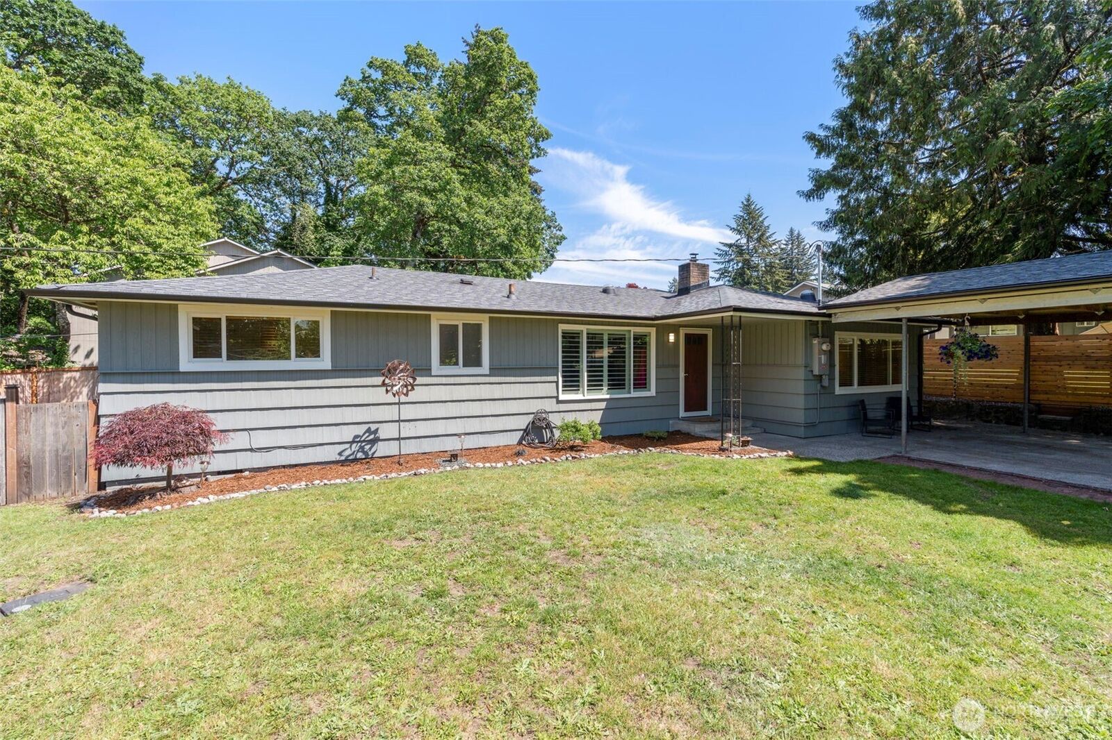 Property Photo:  311  Hixon Drive SE  WA 98501 