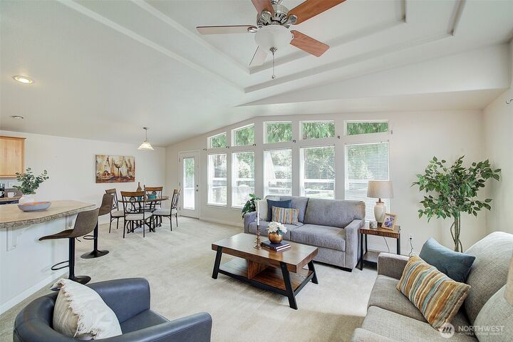 Property Photo: 23825 15th Avenue SE 170 WA 98021