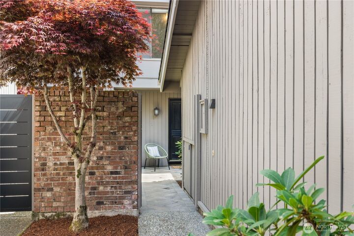 Property Photo:  130  141st Place NE  WA 98007 