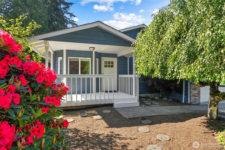 Property Photo: 10114 Idaho Avenue WA 98204