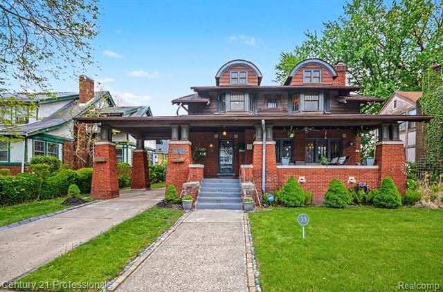 Property Photo:  33 Moss Street  MI 48203 