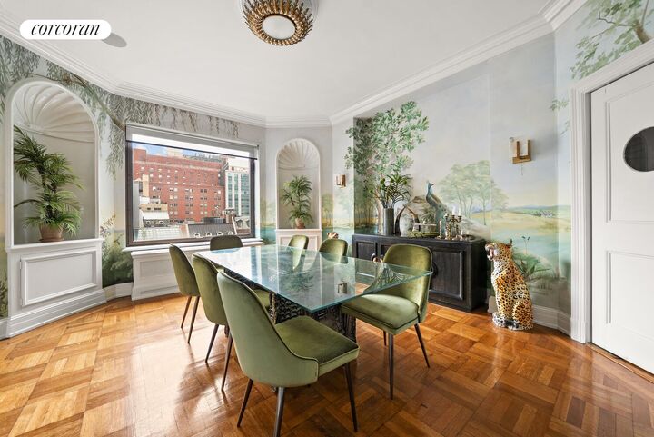 Property Photo:  136 E 79th Street 8B  NY 10075 