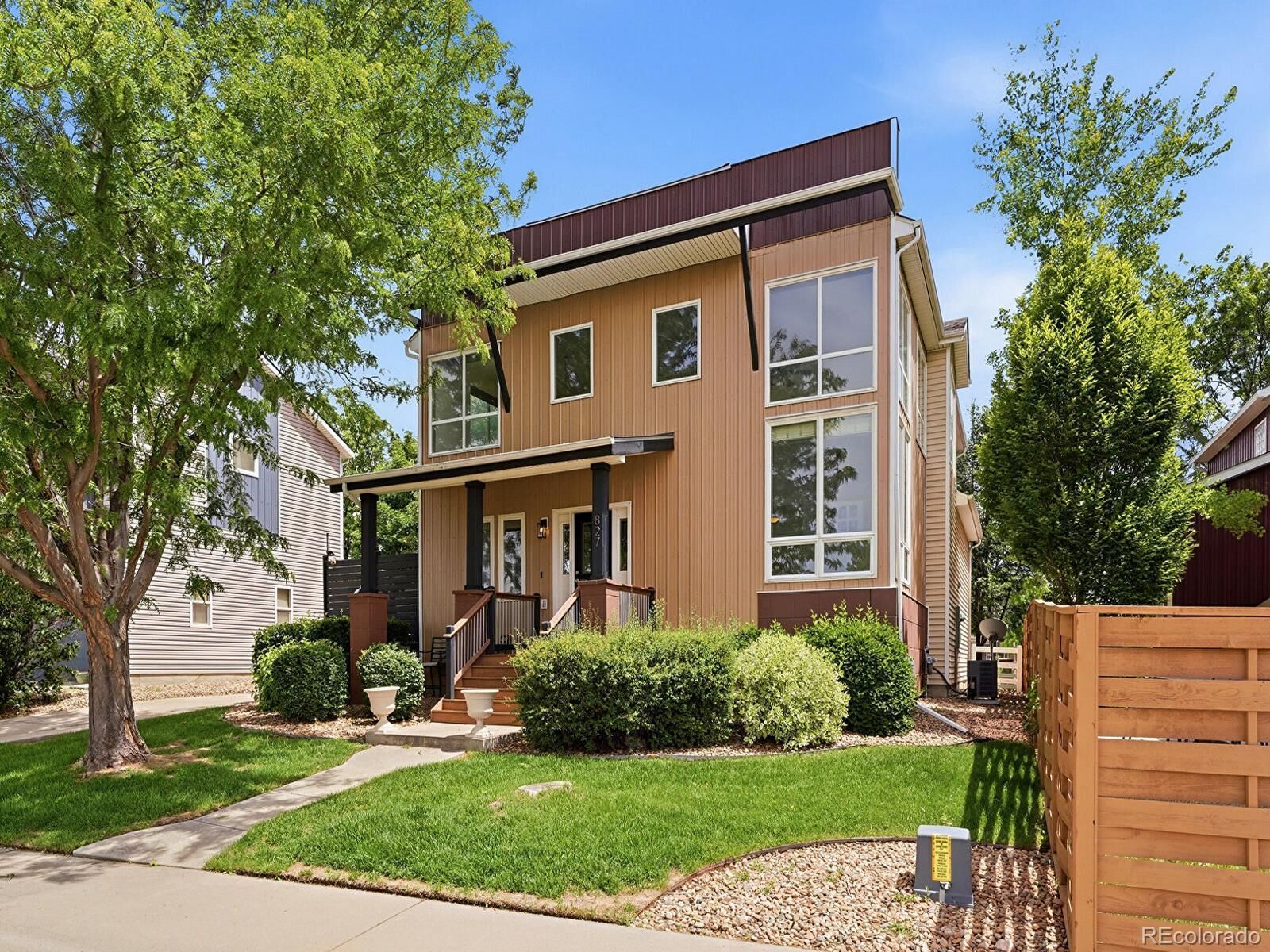 Property Photo:  827 Spruce Court  CO 80530 