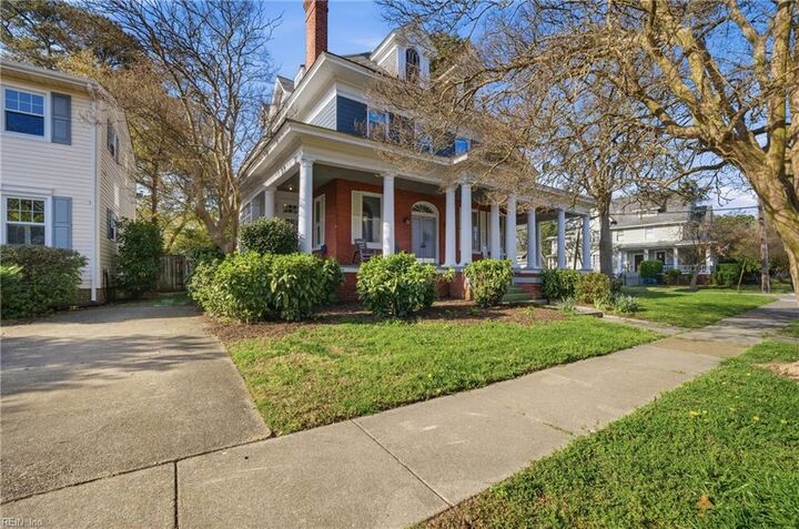 Property Photo: 1055 Cambridge Cres 4 VA 23508