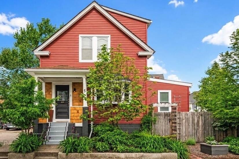 Property Photo:  5 Dennis Avenue  RI 02905 