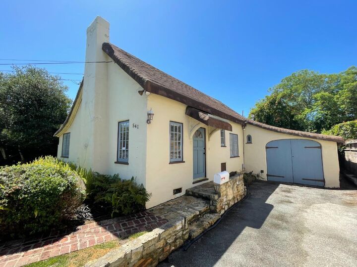 Property Photo: 541 & 539 West Franklin Street CA 93940